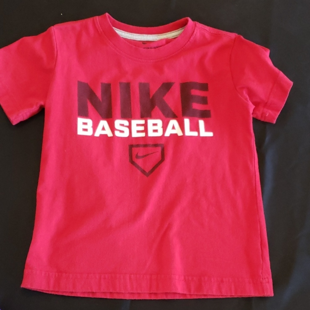 Boys Nike tshirt